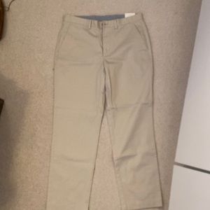 Brooks Brothers Khaki Pants. Classic cut. NWT